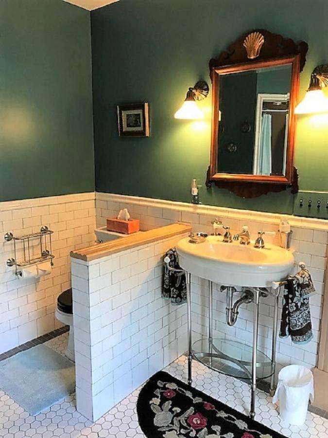 Hummingbird Inn Истон Экстерьер фото