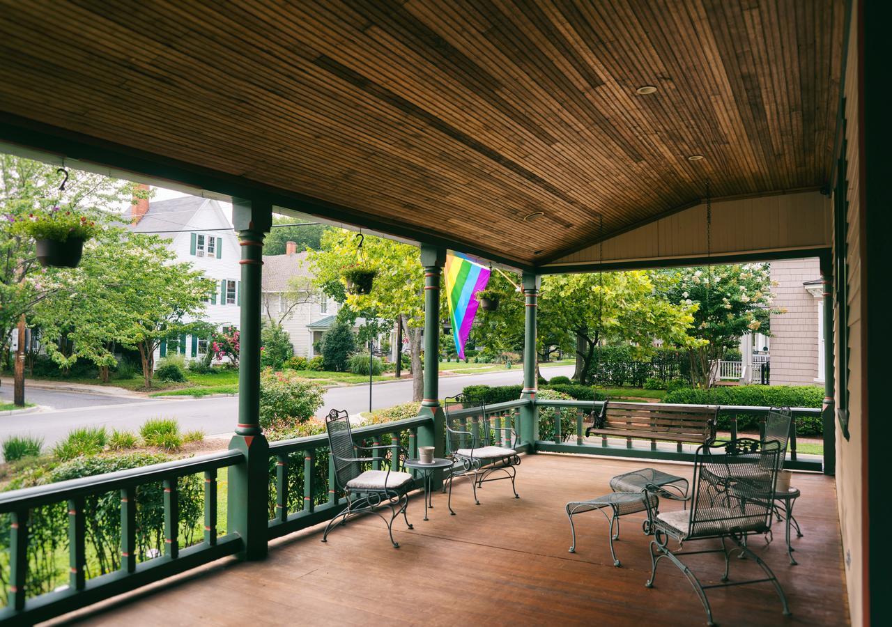 Hummingbird Inn Истон Экстерьер фото