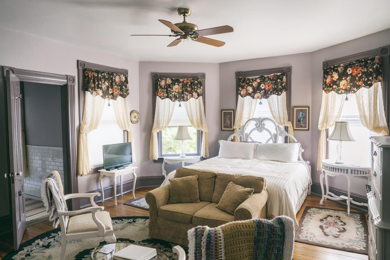 Hummingbird Inn Истон Экстерьер фото