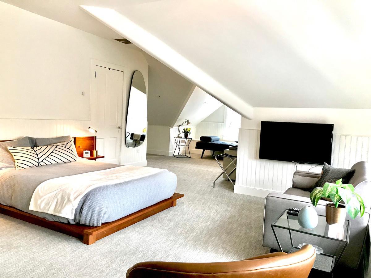 Hummingbird Inn Истон Экстерьер фото